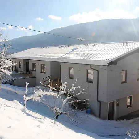 Kronhofer - & Erlebnis-imkerei Apartmán Hermagor-Pressegger See