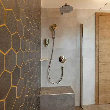 Apartmán Kronhofer - & Erlebnis-imkerei Hermagor-Pressegger See