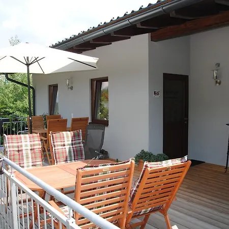 Kronhofer - & Erlebnis-imkerei هيرماجور