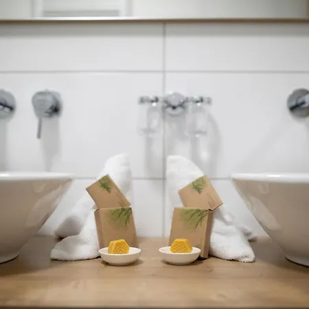 Kronhofer - & Erlebnis-imkerei * Hermagor-Pressegger See