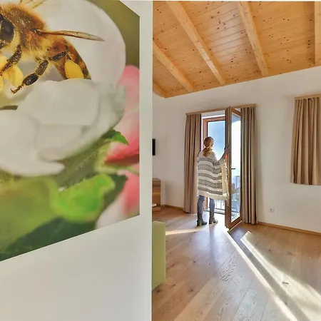 Kronhofer - & Erlebnis-imkerei * Hermagor-Pressegger See