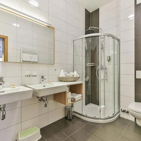 Kronhofer - & Erlebnis-imkerei Hermagor-Pressegger See