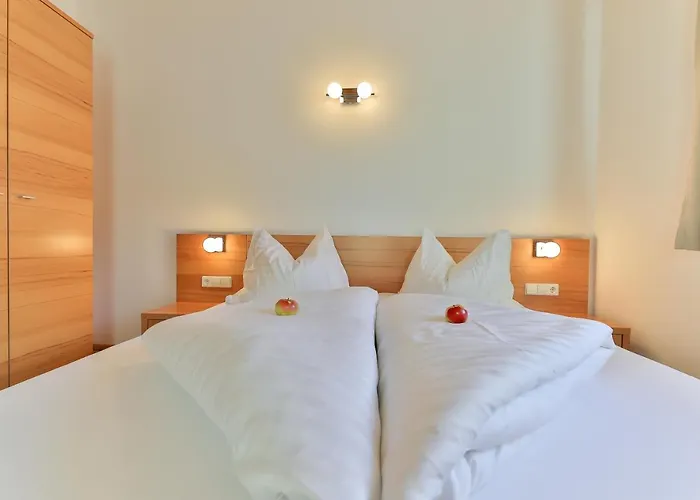 Kronhofer - & Erlebnis-imkerei *