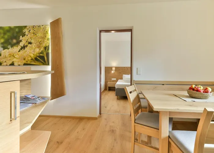 Kronhofer - & Erlebnis-imkerei *