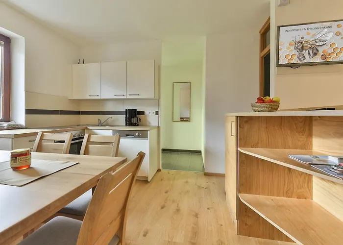 Kronhofer - & Erlebnis-imkerei